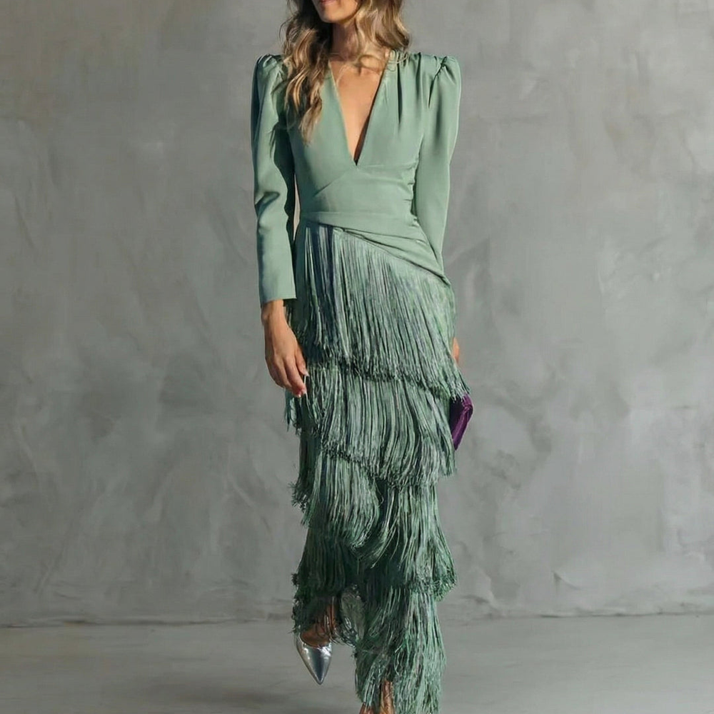 VELOURA | Vestido Elegante Flecos Élise