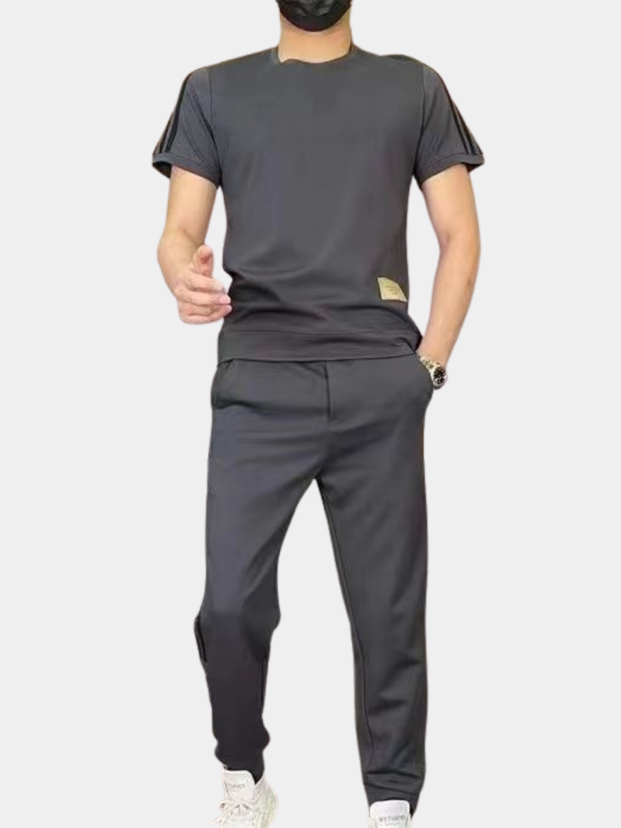 VELOURA | TRAJE COMPLETO PARA HOMBRE EN MATERIAL DE LUJO CON ELÁSTICO