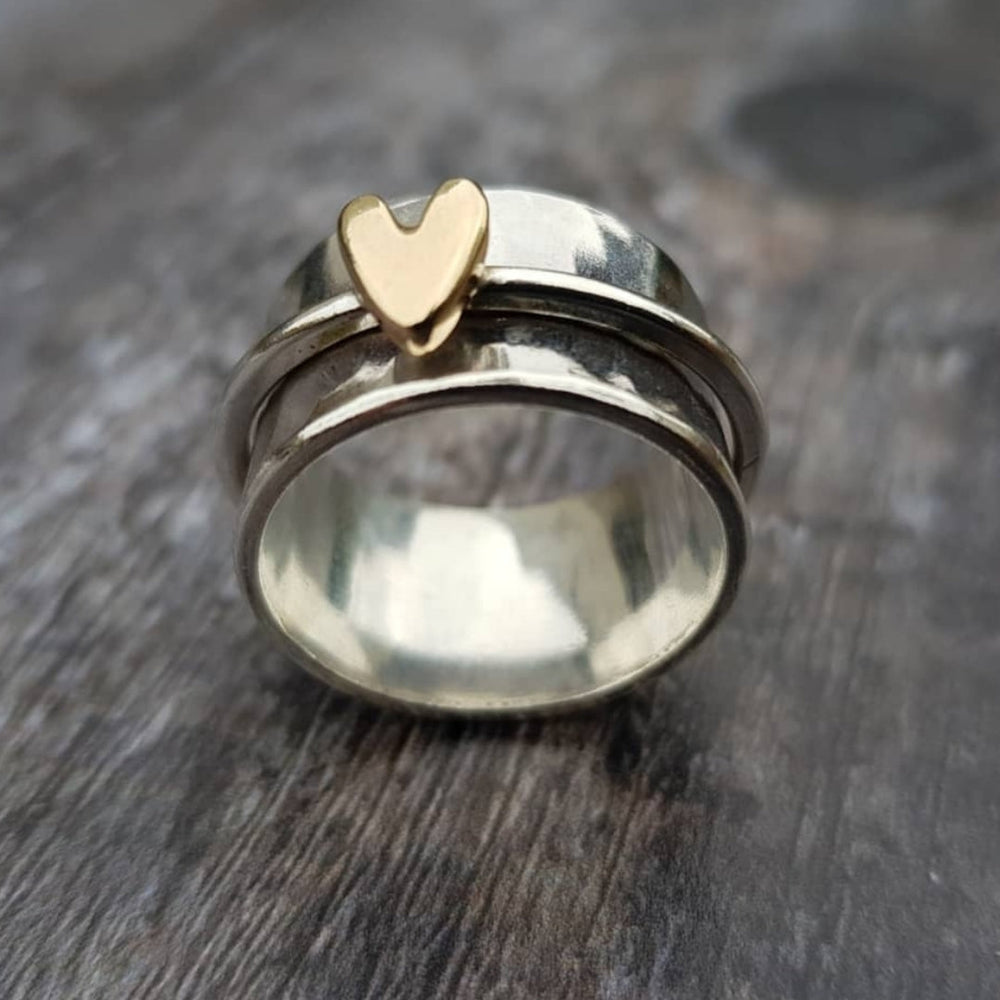 VELOURA | ANILLO DE PLATA CORAZÓN DORADO