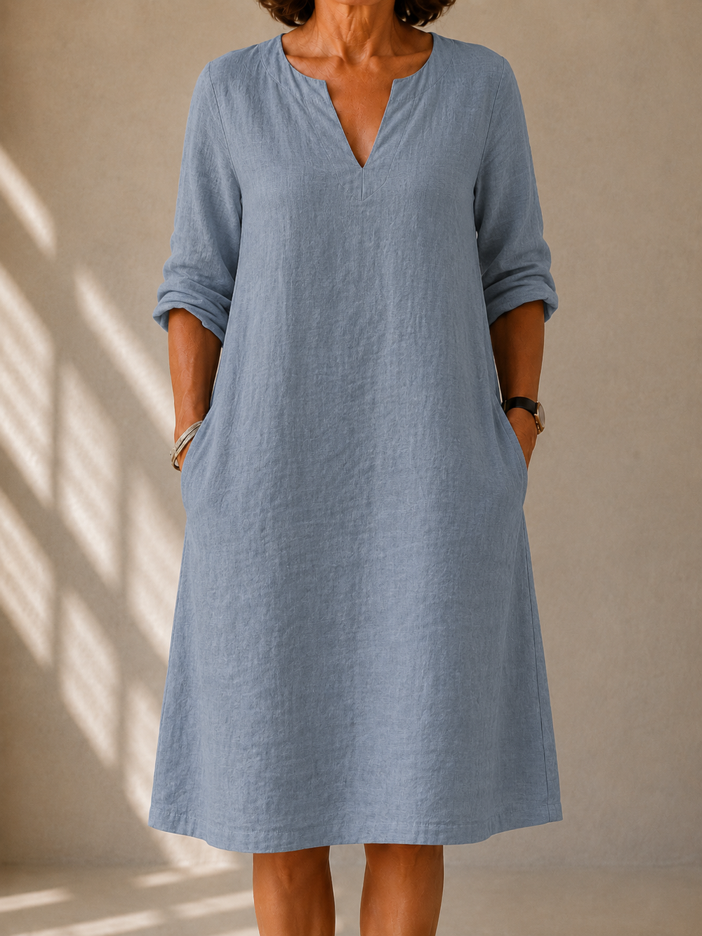 VELOURA | Vestido Suave con Cuello Tunecino Élina